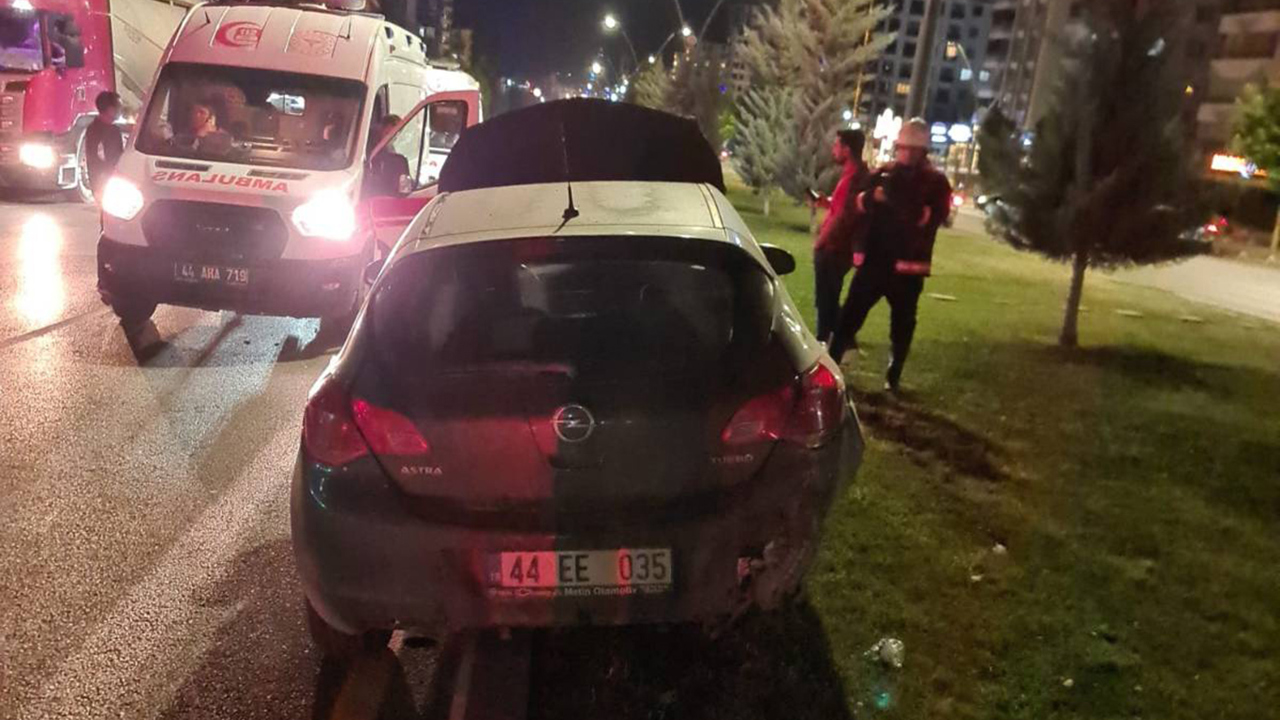 Malatya'da iki otomobil çarpıştı: 1 yaralı