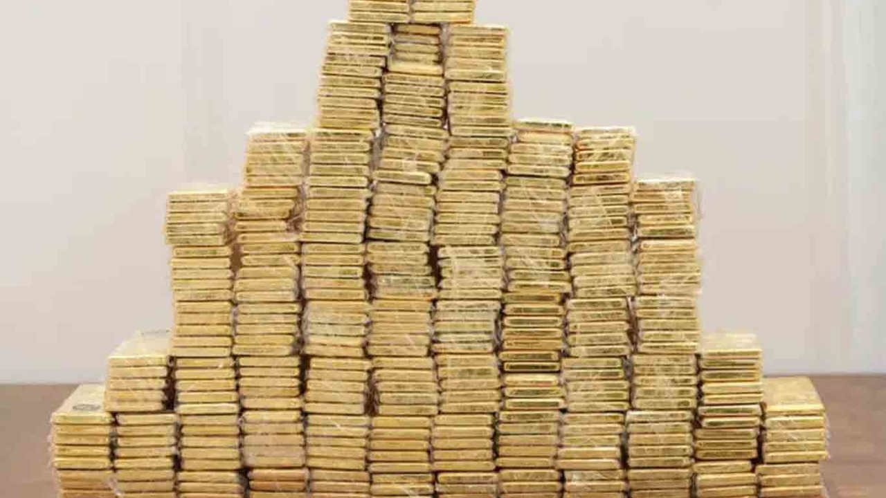 Irak'ta yolsuzluk soruşturmasında 375 kilogram altına el konuldu