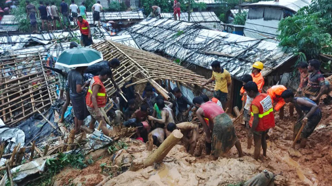 Bangladeş'te muson yağışlarında hayatını kaybedenlerin sayısı 51'e çıktı