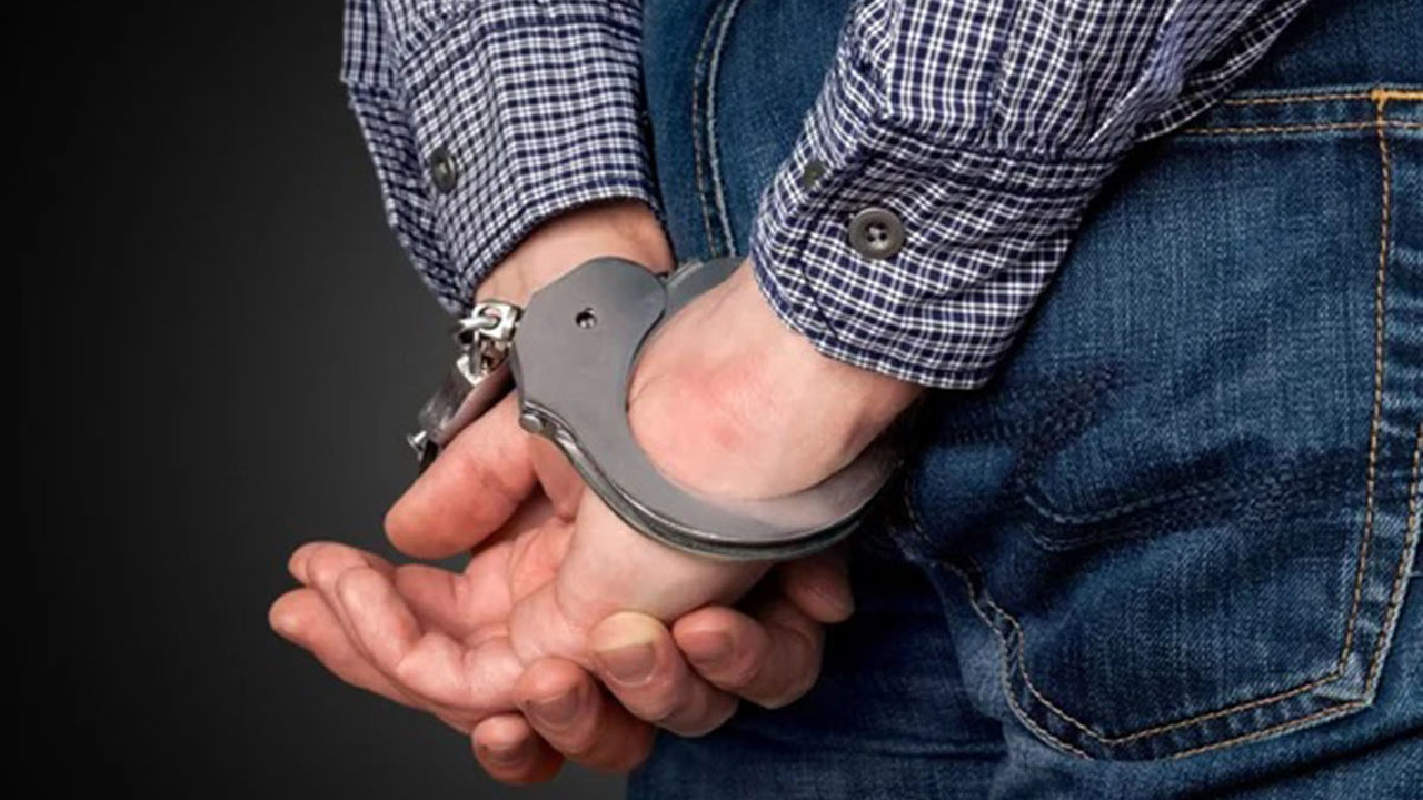 Kamuoyunda tanınan isimlere uyuşturucu soruşturması: 25 gözaltı kararı