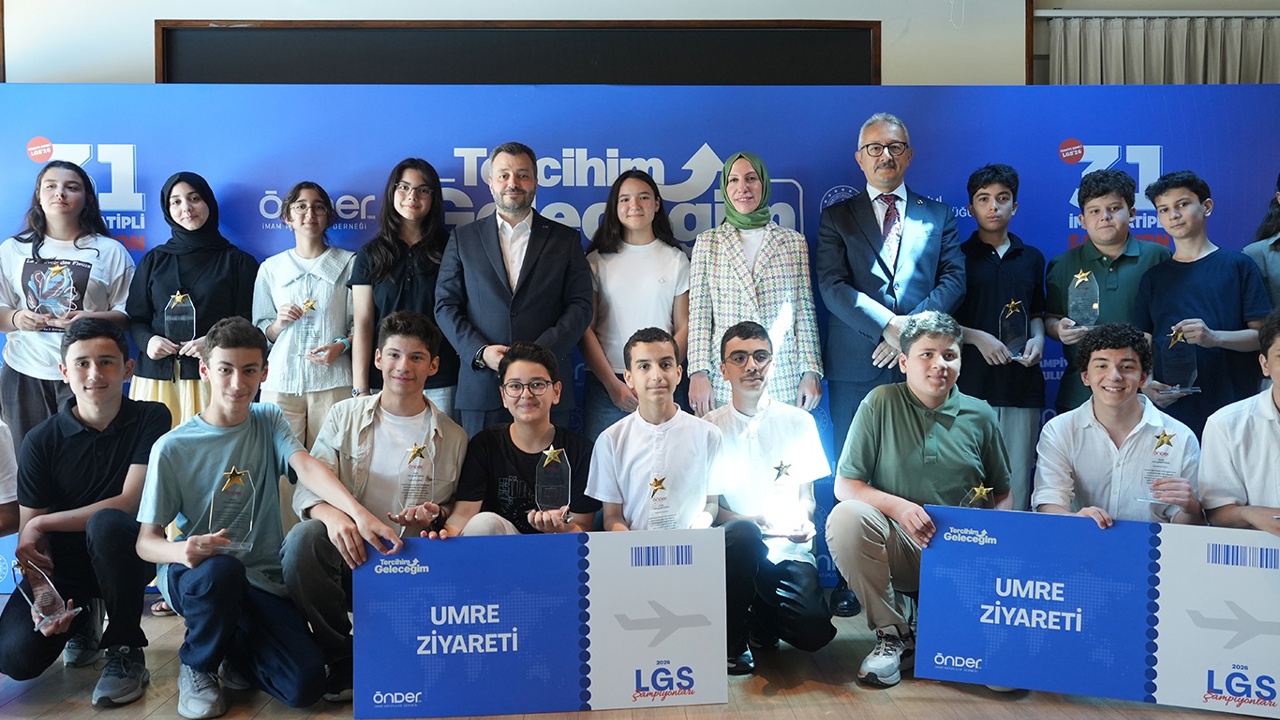 İmam hatipli LGS şampiyonlarına umre hediyesi