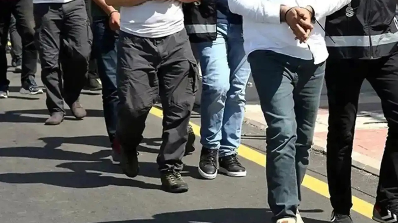 FETÖ operasyonunda 16 tutuklama 