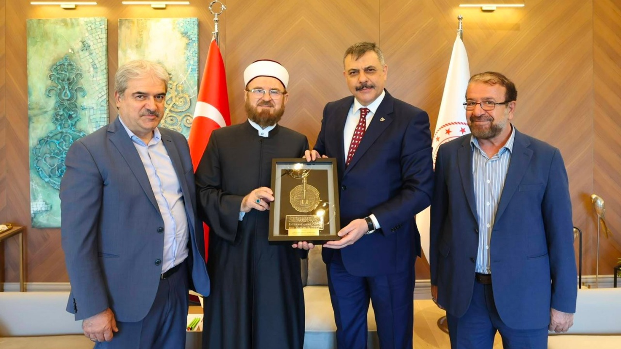 Bakan Çiftçi, Dünya Müslüman Alimler Birliği Başkanı Karadaği ile görüştü