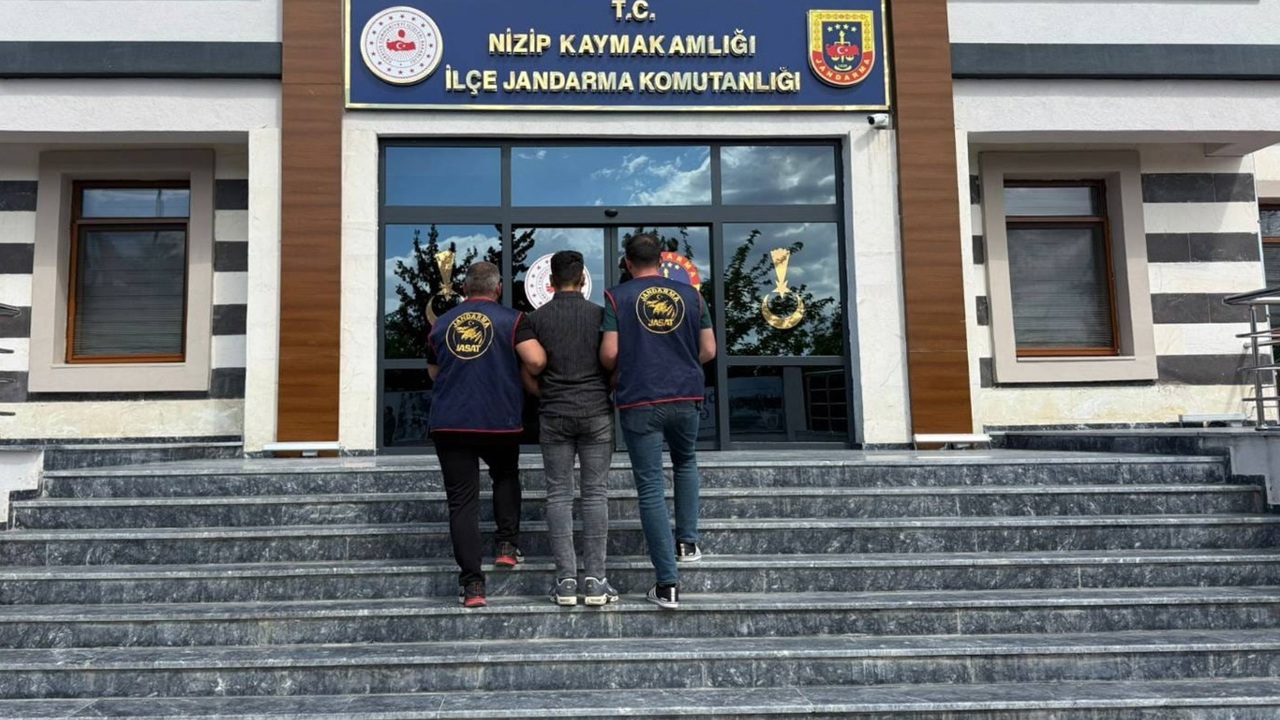 Gaziantep'te 10 yıl kesinleşmiş hapis cezasıyla aranan hükümlü yakalandı