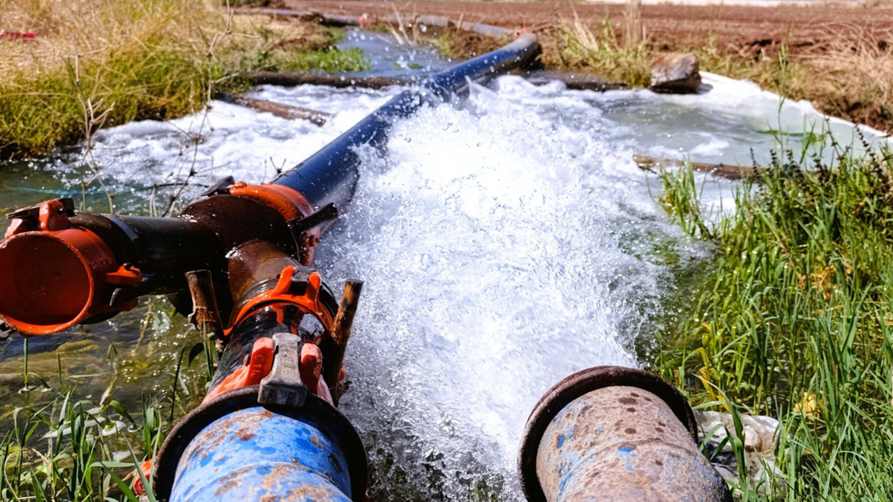 Kaçak elektrikle tarımsal sulama enerji arzını tehdit ediyor