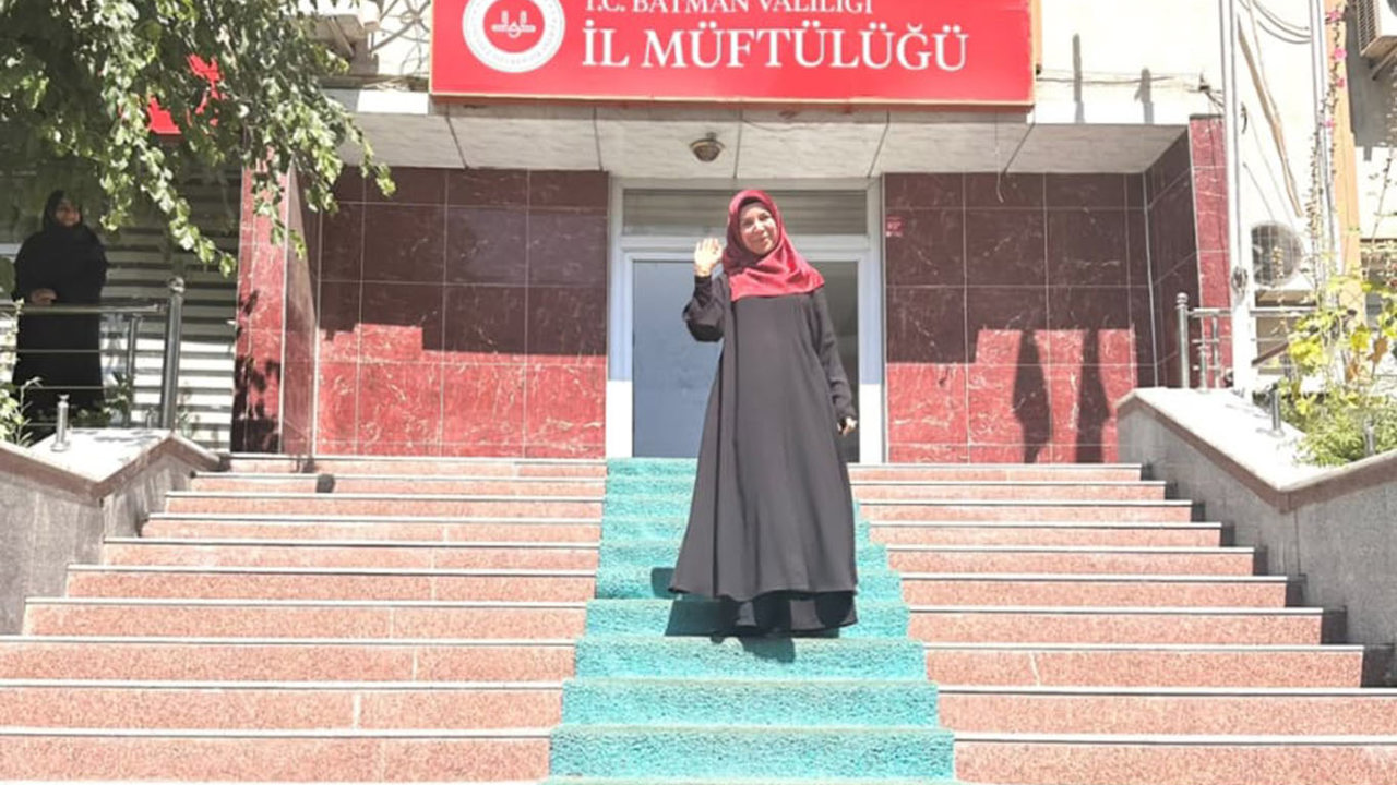 Batman'ın ilk kadın müftü yardımcısı Özdemir Diyarbakır'a atandı