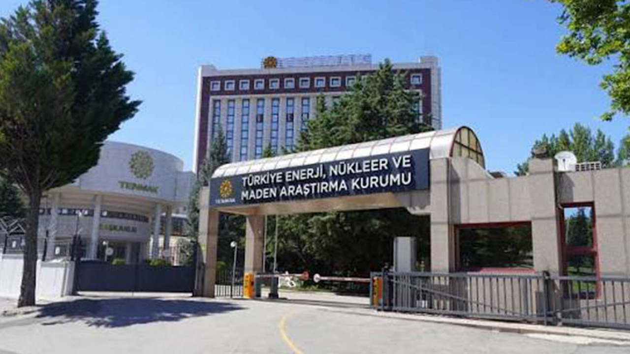 TENMAK'tan 300 üniversite öğrencisine aylık 13 bin 750 lira burs