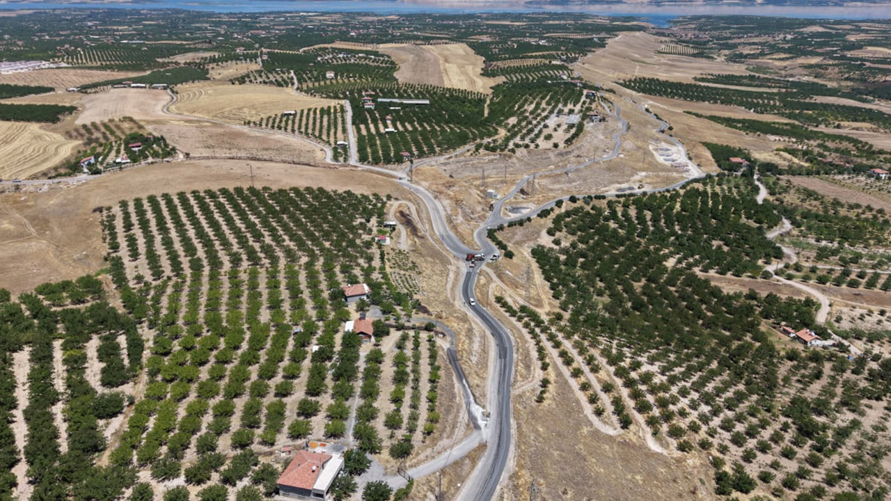 Battalgazi Belediyesi asfalt çalışmalarını sürüyor