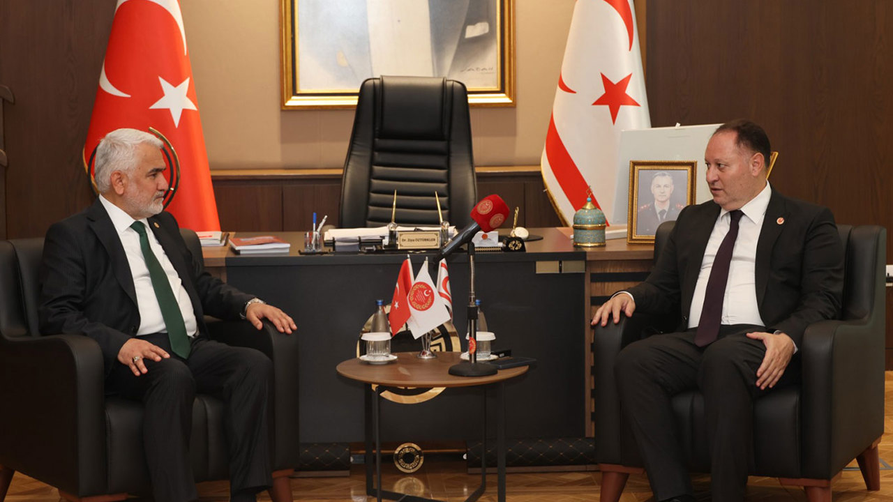 Yapıcıoğlu, KKTC Meclis Başkanı Öztürkleri ziyaret etti