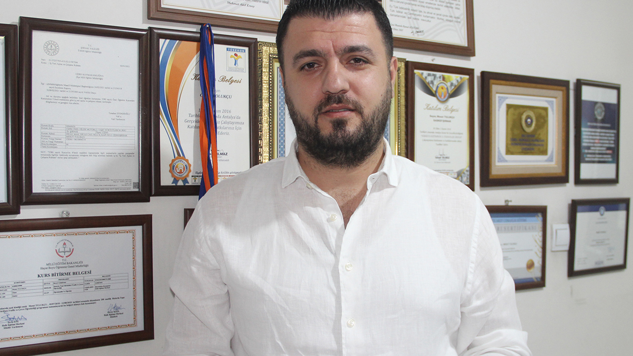 Trafik ve güvenli sürüş uzmanı Tulukçu: Trafikte öfke patlamasının en büyük nedeni kurallara uymamak