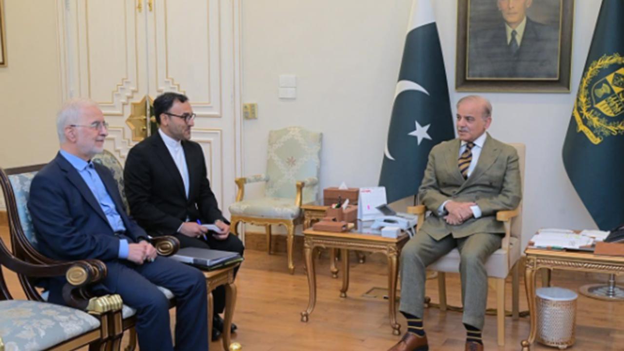 Pakistan Başbakanı Şerif, İran İçişleri Bakanı Mumini ile bölgesel gelişmeleri görüştü