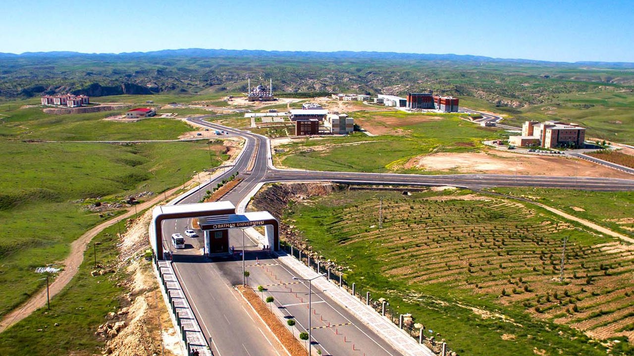 Batman Üniversitesi Petrol ve Doğalgaz Mühendisliği Programı öğrencilerini bekliyor