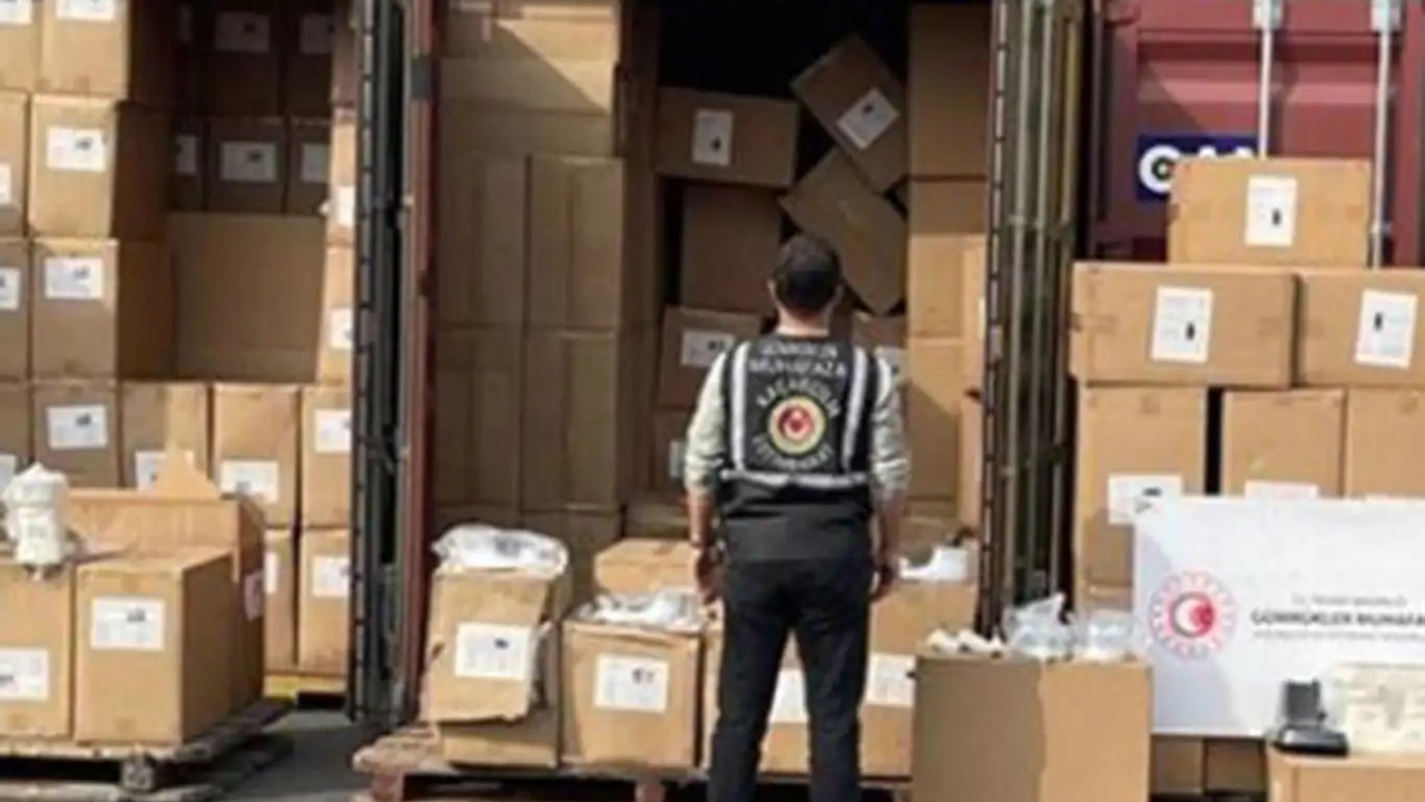 Ticaret Bakanlığı: 2026 yılının ilk 6 ayında 62,7 milyar liralık kaçak eşya ve uyuşturucu ele geçirildi