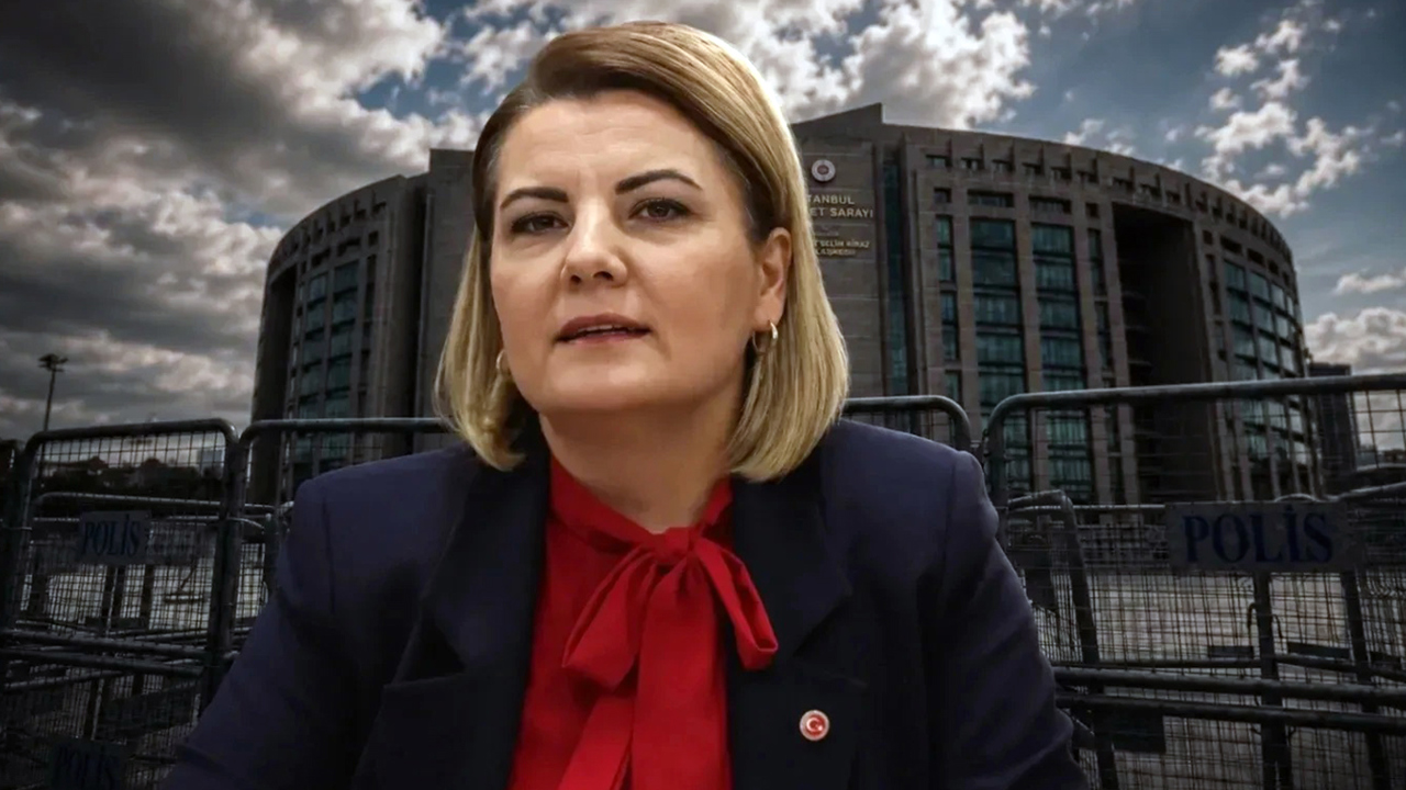 İzmit Belediye Başkanı Fatma Kaplan Hürriyet görevden uzaklaştırıldı