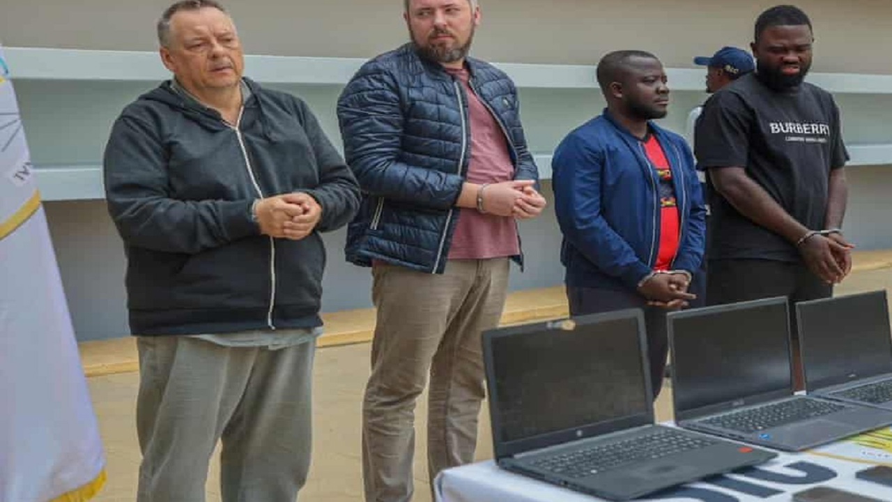 Angola'da darbe planı suçlamasıyla yargılanan iki Rus vatandaşına hapis cezası