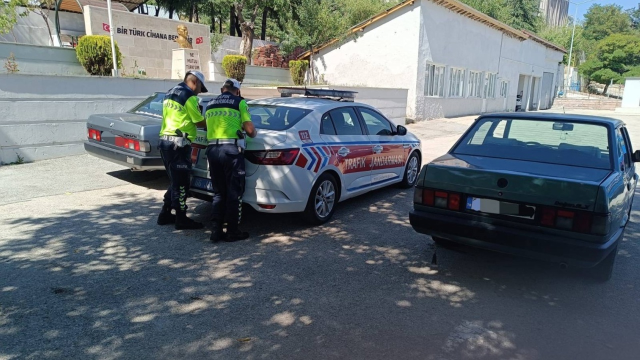 Yozgat'ta drift atan 2 sürücüye 560 bin lira ceza uygulandı