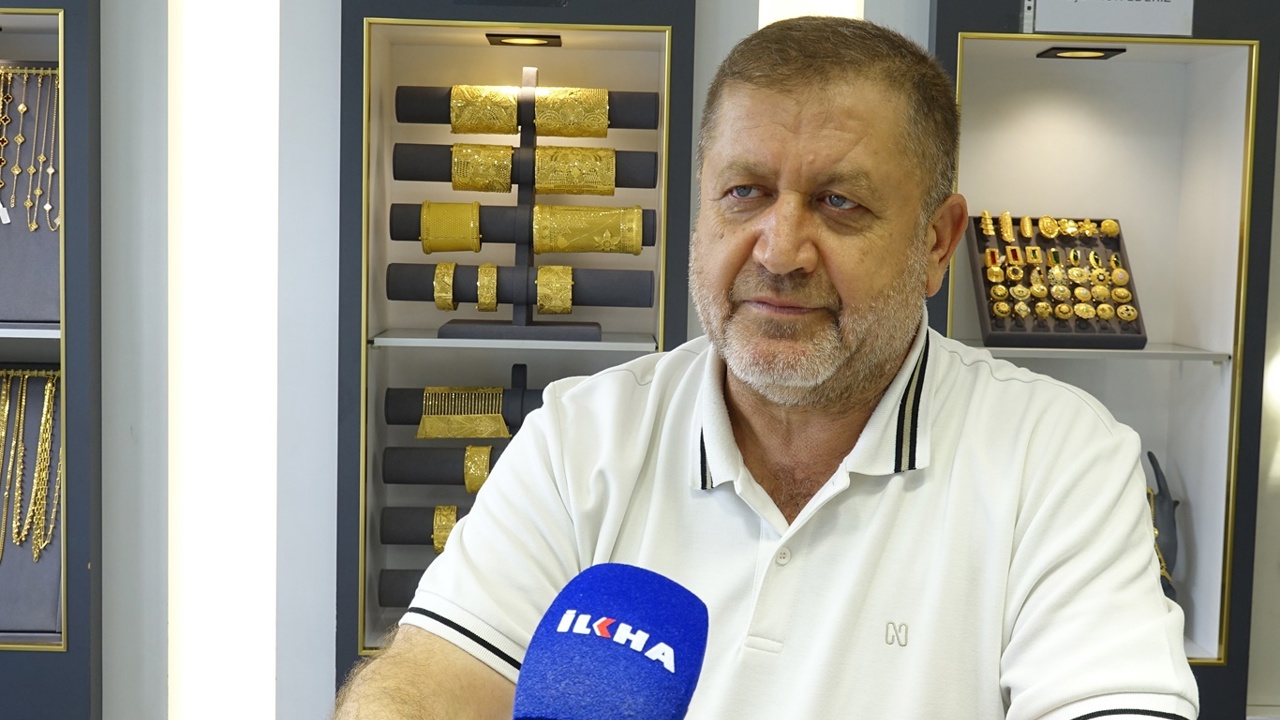 Kuyumcular: Altındaki gerileme piyasada nakit sıkışıklığını artırdı