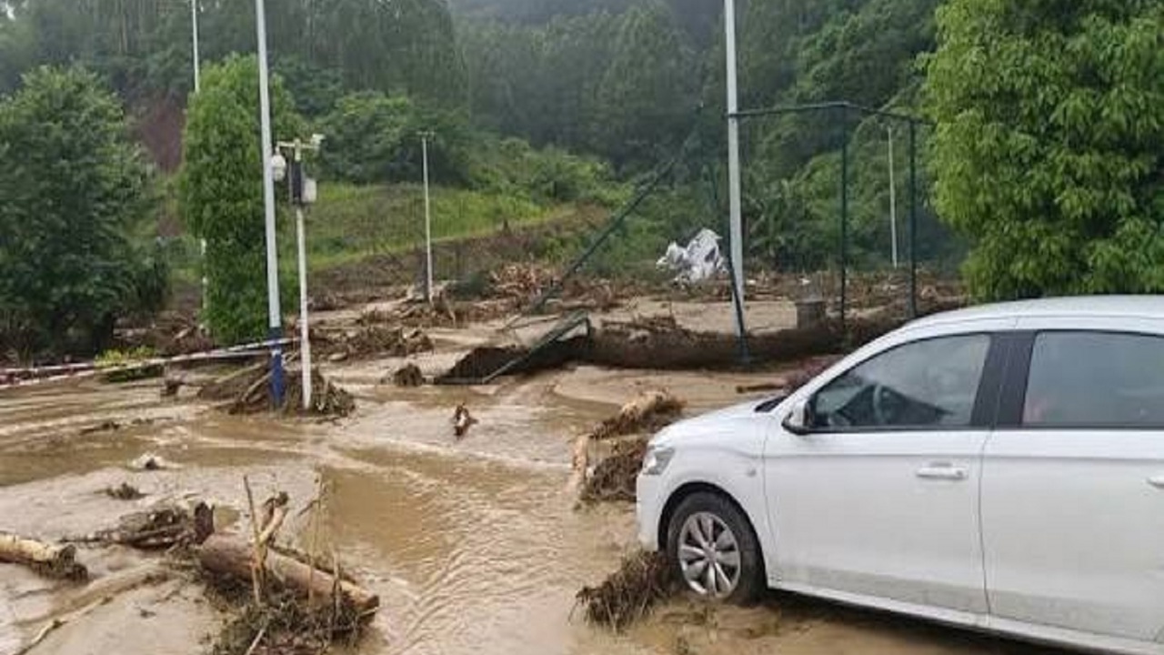 Çin'de sel felaketi: 10 kişi hayatını kaybetti, 23 kişi yaralandı