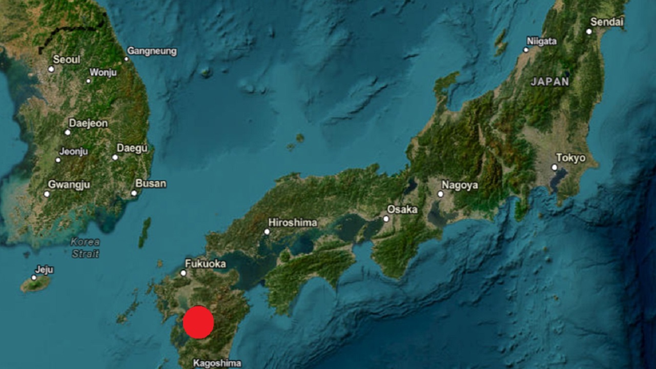 Japonya'da 7,1'lik depremin ardından ilk iki saatte 27 artçı sarsıntı