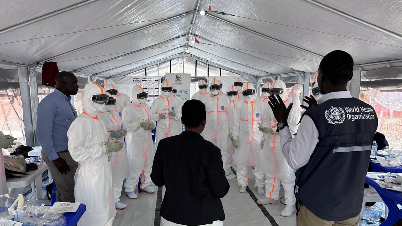 Uganda, Ebola salgınının sona erdiğini ilan etti