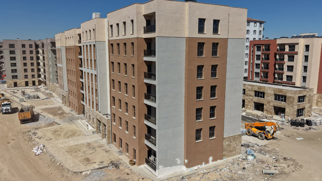 Malatya'da bin konut ile 800 iş yerinin yapımları sürüyor