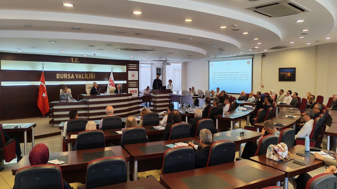 Bursa'da bağımlılıkla mücadele masaya yatırıldı