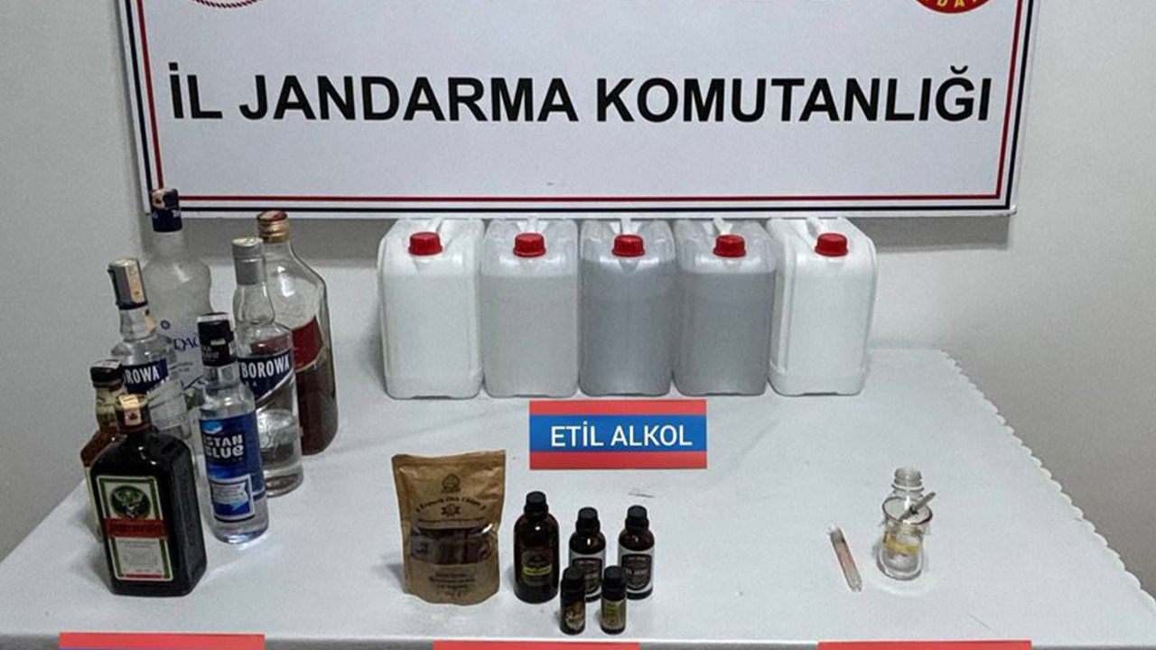 Yozgat'ta metil alkol operasyonunda çok sayıda malzeme ele geçirildi
