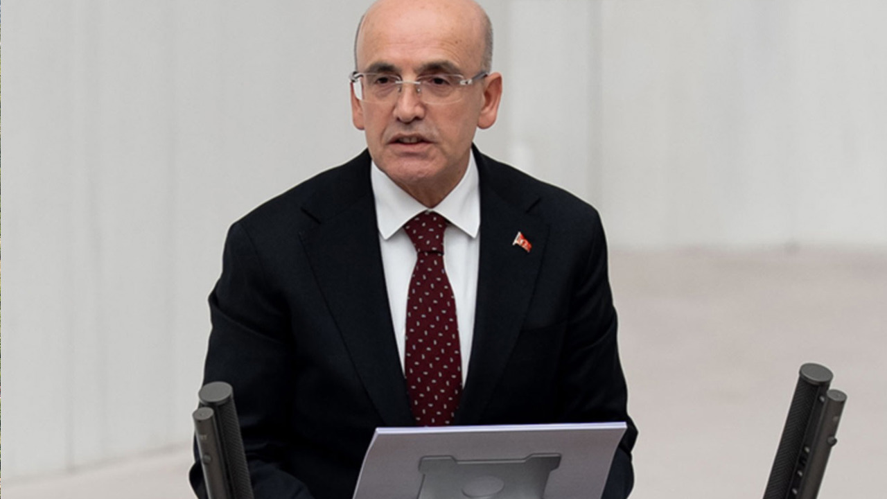 Bakan Şimşek: İşsizlik oranı tarihi düşük seviyeye geriledi