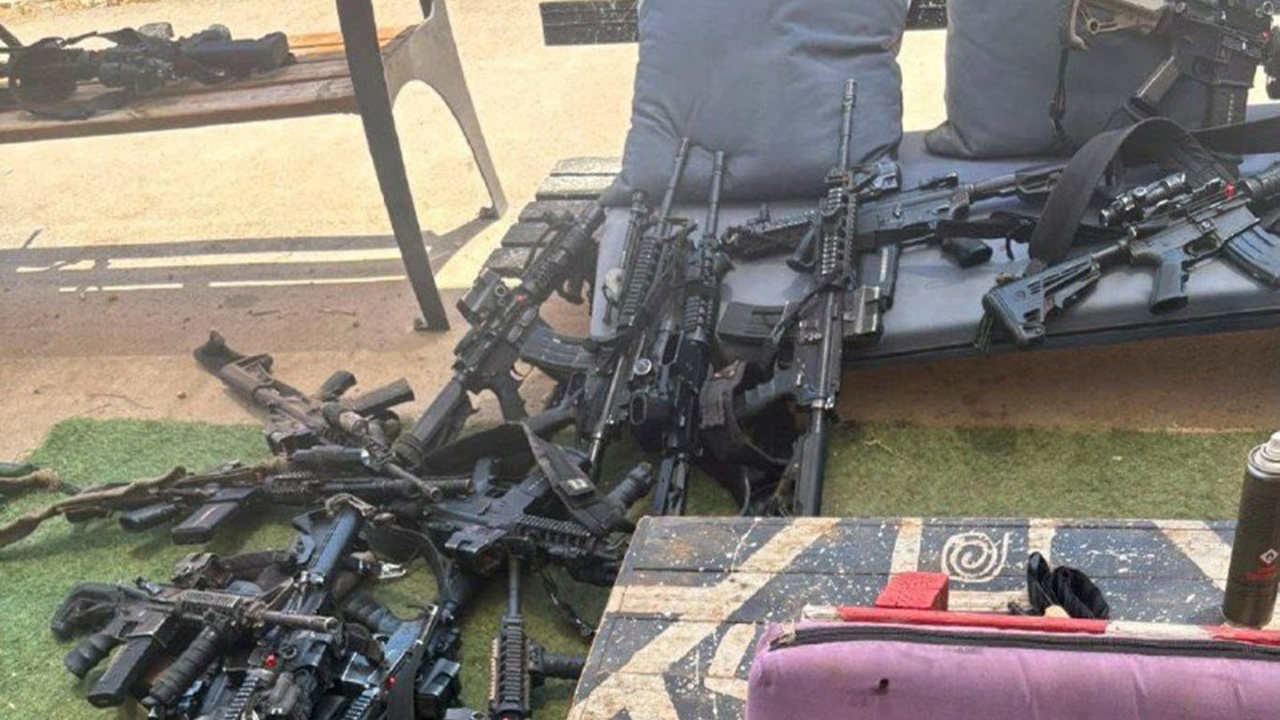 İşgal ordusunda kriz: 100 asker üslerini terk etti, silahlarını bıraktı