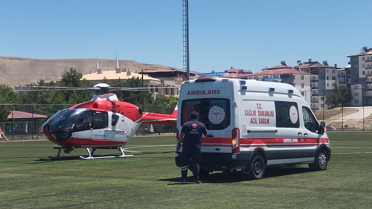 Kalp krizi şüphesi bulunan yaşlı hasta ambulans helikopterle Malatya'ya sevk edildi