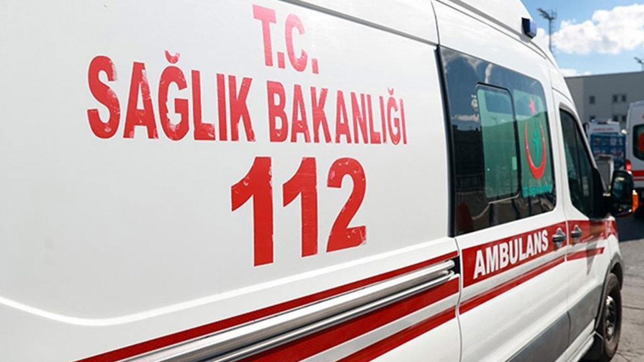 Bursa'da iki otomobil çarpıştı: 7 kişi yaralandı