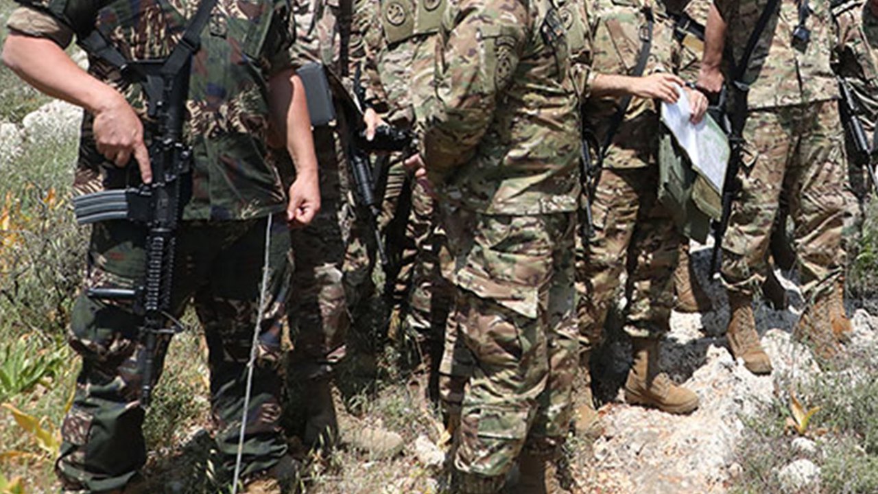 Lübnan'a yönelik işgal saldırısında 5 asker ve 2 sivil yaralandı