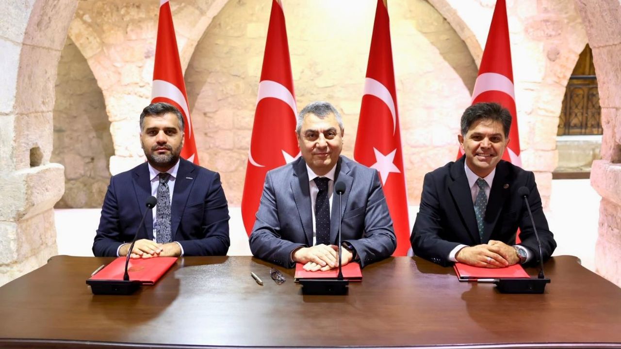 Mersin'de okul mescitlerini iyileştirmek için iş birliği protokolü imzalandı