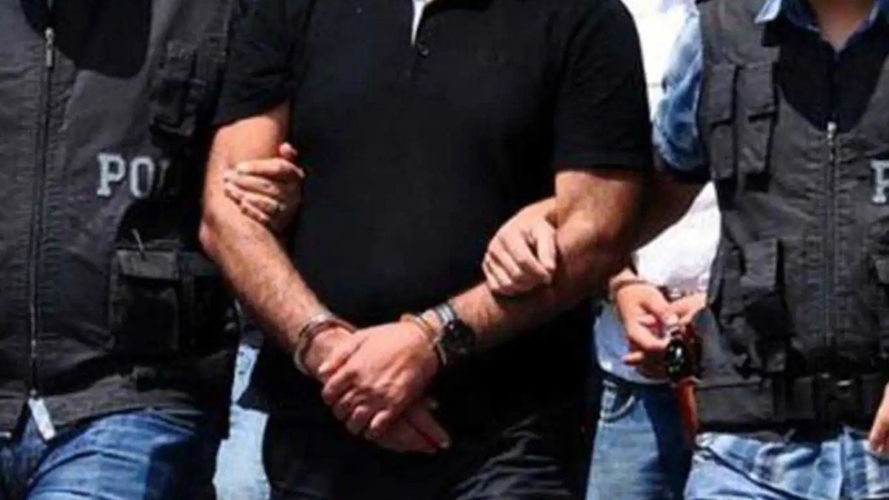 15 ilde siber suç operasyonu: 93 şüpheli tutuklandı