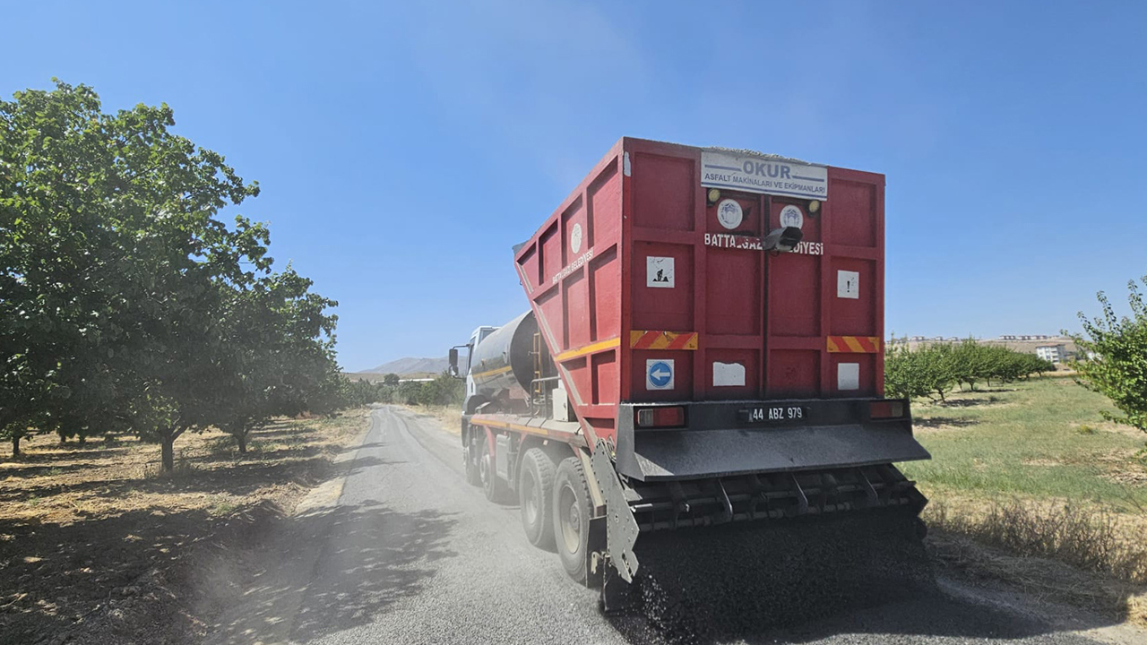 Battalgazi'de yol çalışmaları ilçe genelinde sürüyor