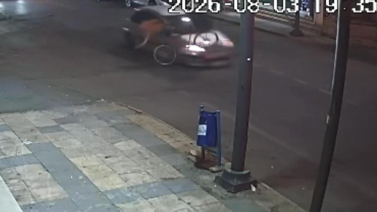 Batman'da otomobil ile bisiklet çarpıştı: 1 yaralı