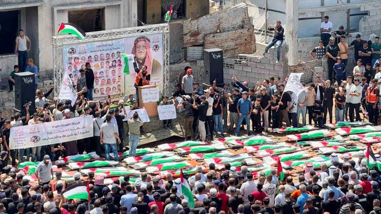 Gazze'de topluca katledilen aynı aileden 40 çocuk, 38 kadın, toplam 112 şehit defnedildi