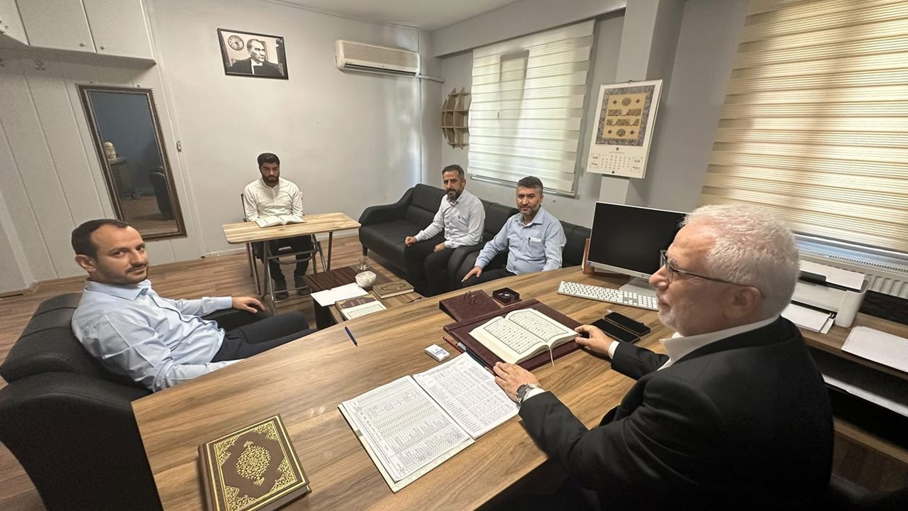Siirt'te 248 aday Kur'an kursu öğreticiliği için ter döktü