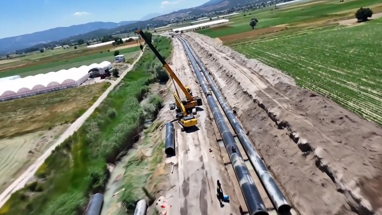 Burdur'da 90 bin 100 dekar arazi modern sulamaya kavuşuyor