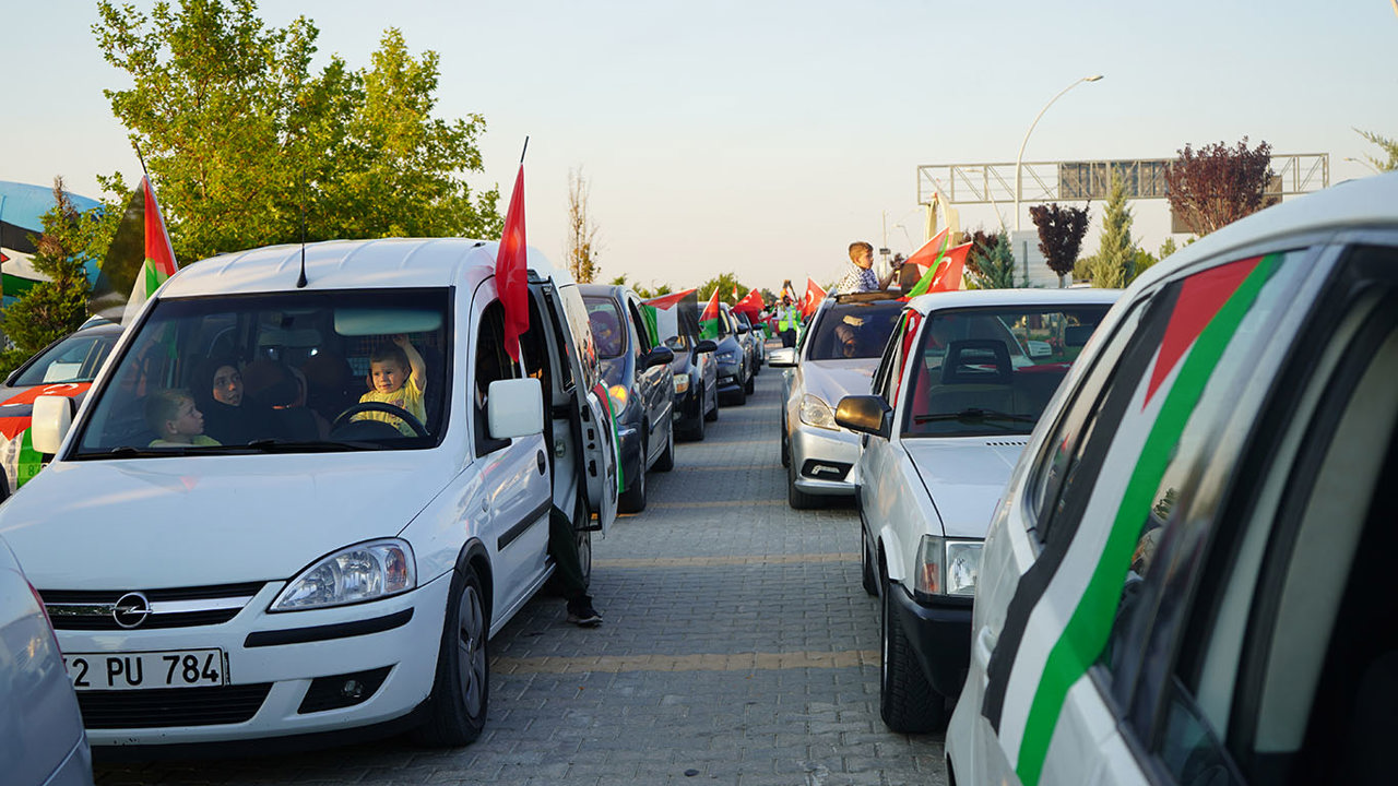 Konya’da Filistin Konvoyu'na yoğun destek  