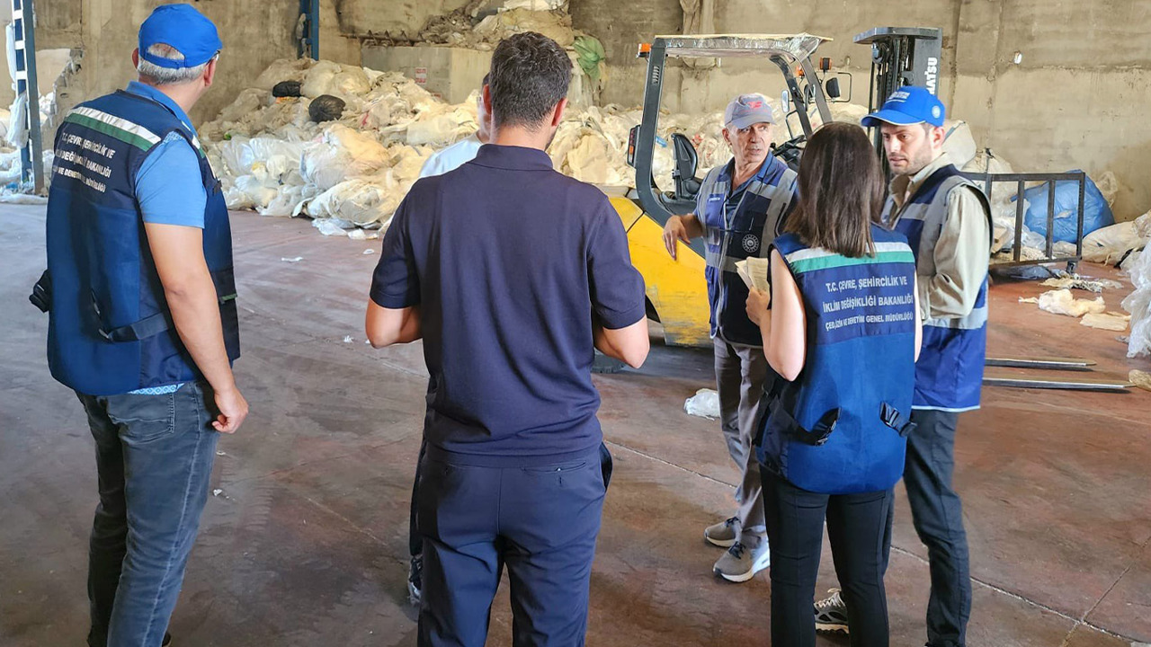 Akdeniz'de mikroplastik alarmı: 23 tesise 47,6 milyon liralık ceza