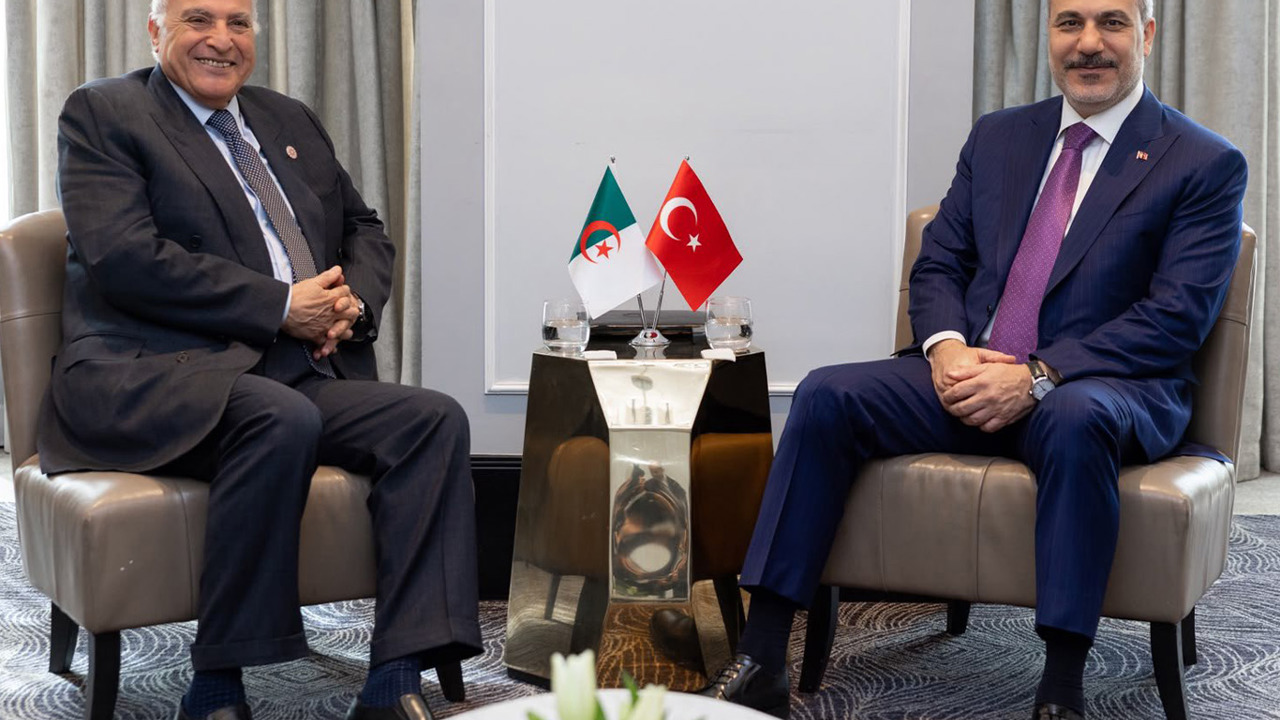 Bakan Fidan Cezayir Dışişleri Bakanı Attaf ile görüştü