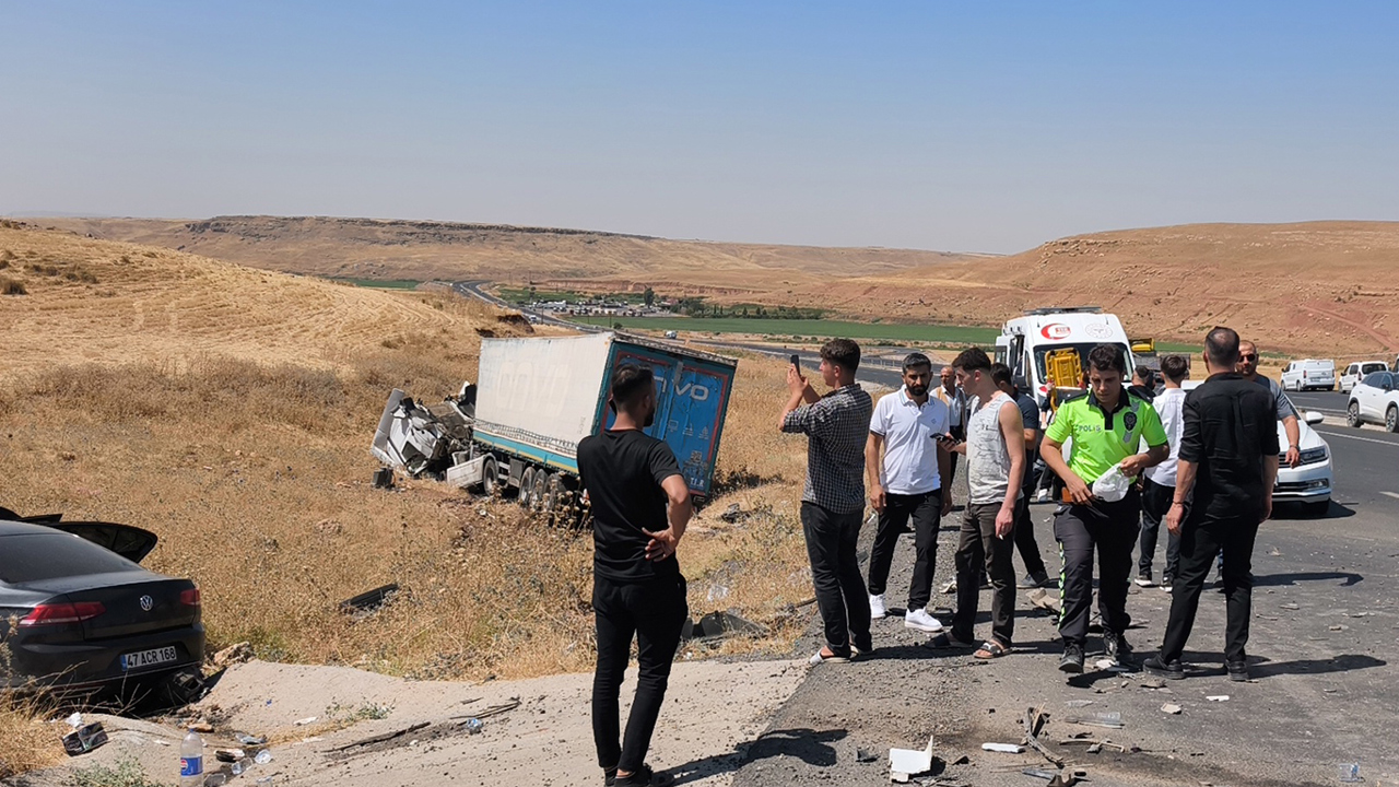 Cizre-Silopi kara yolunda kaza: 5 yaralı
