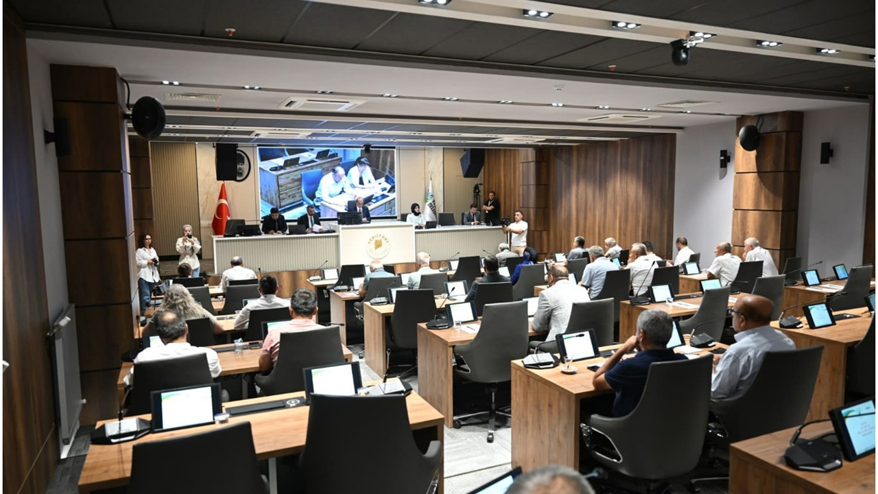 Yeşilyurt Belediye Meclis’i ağustos ayı toplantısında 32 gündem maddesi karara bağlandı