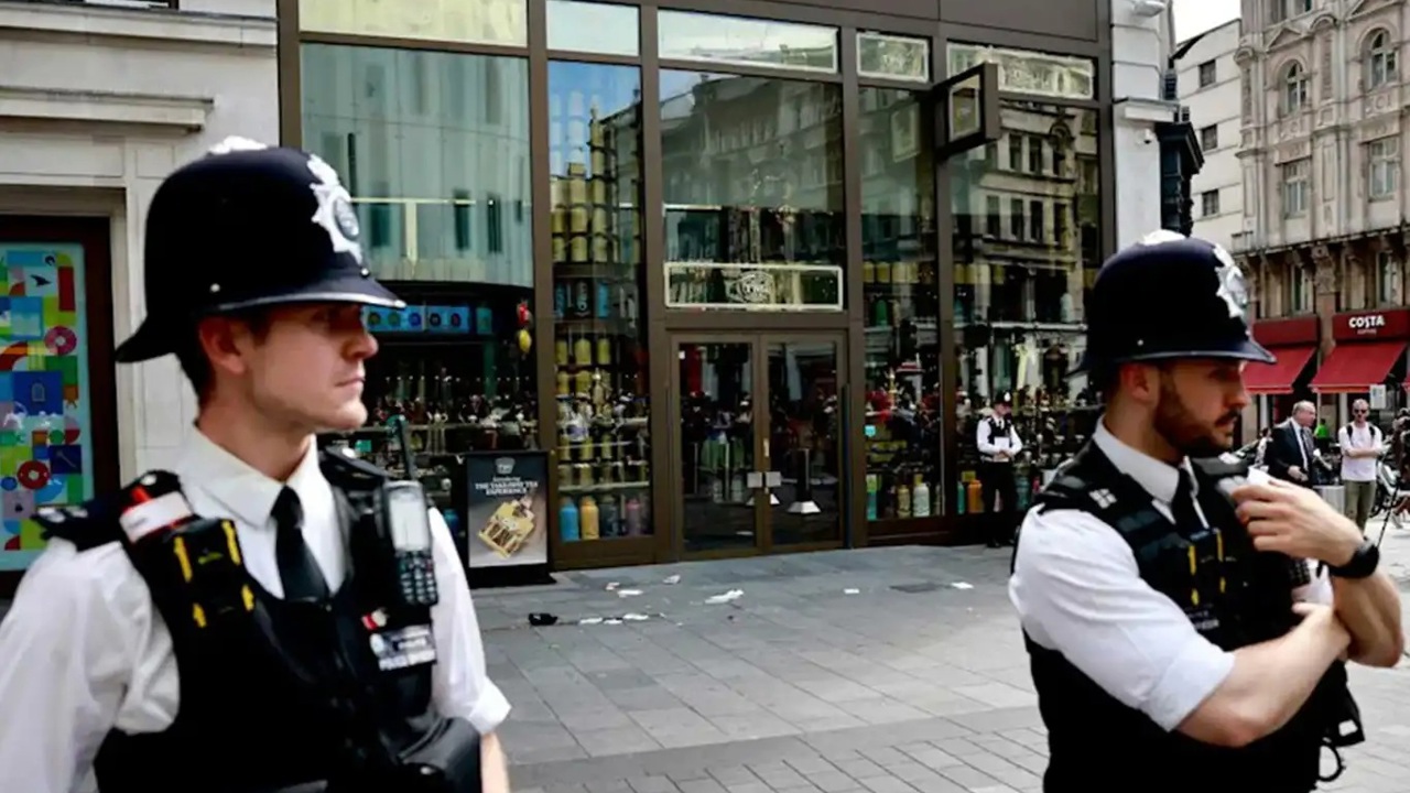 Londra’da Covent Garden yakınında bıçaklama