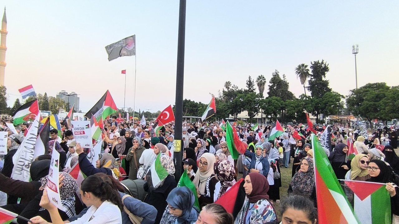 Filistin Konvoyu Adana'da buluştu