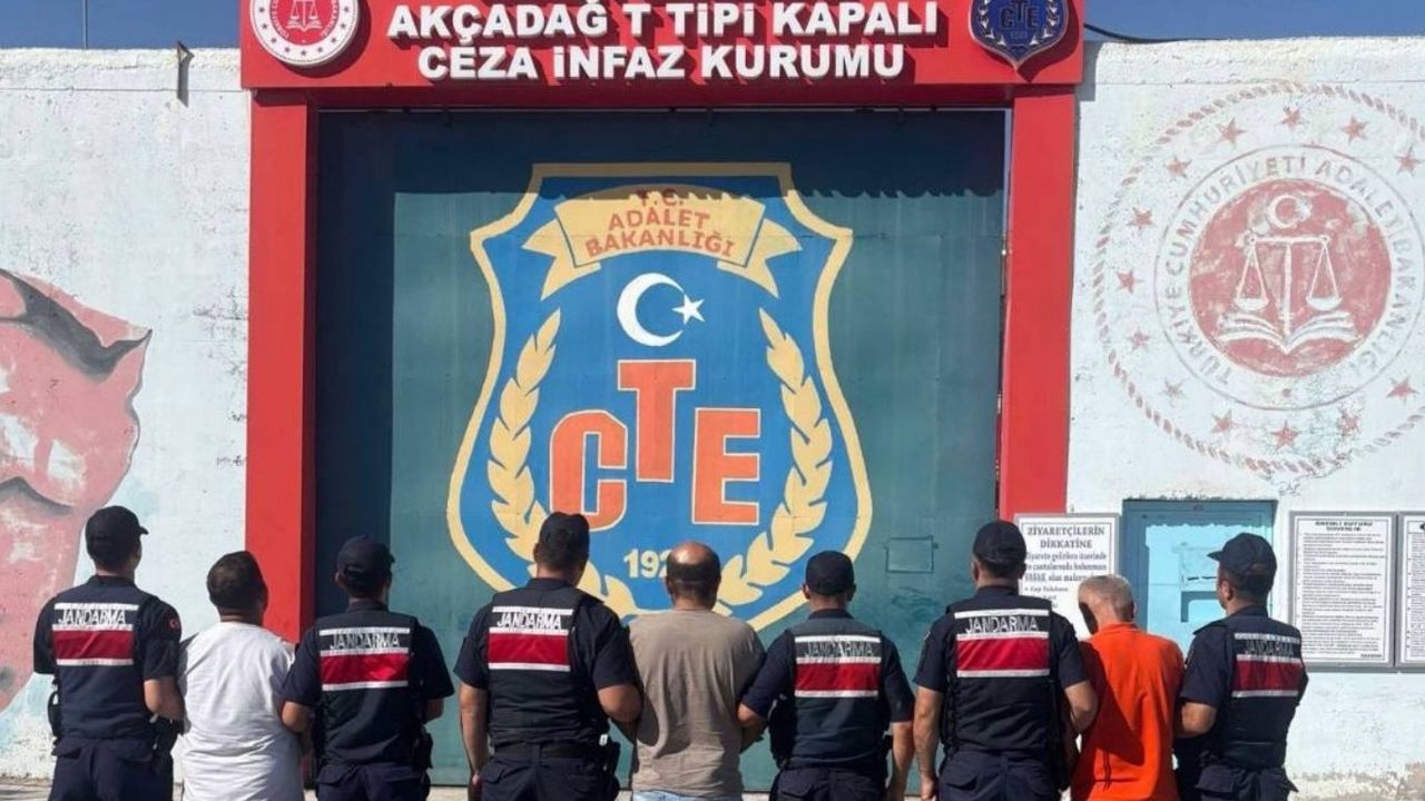 Malatya'da kablo hırsızlığına karışan 3 şüpheli tutuklandı