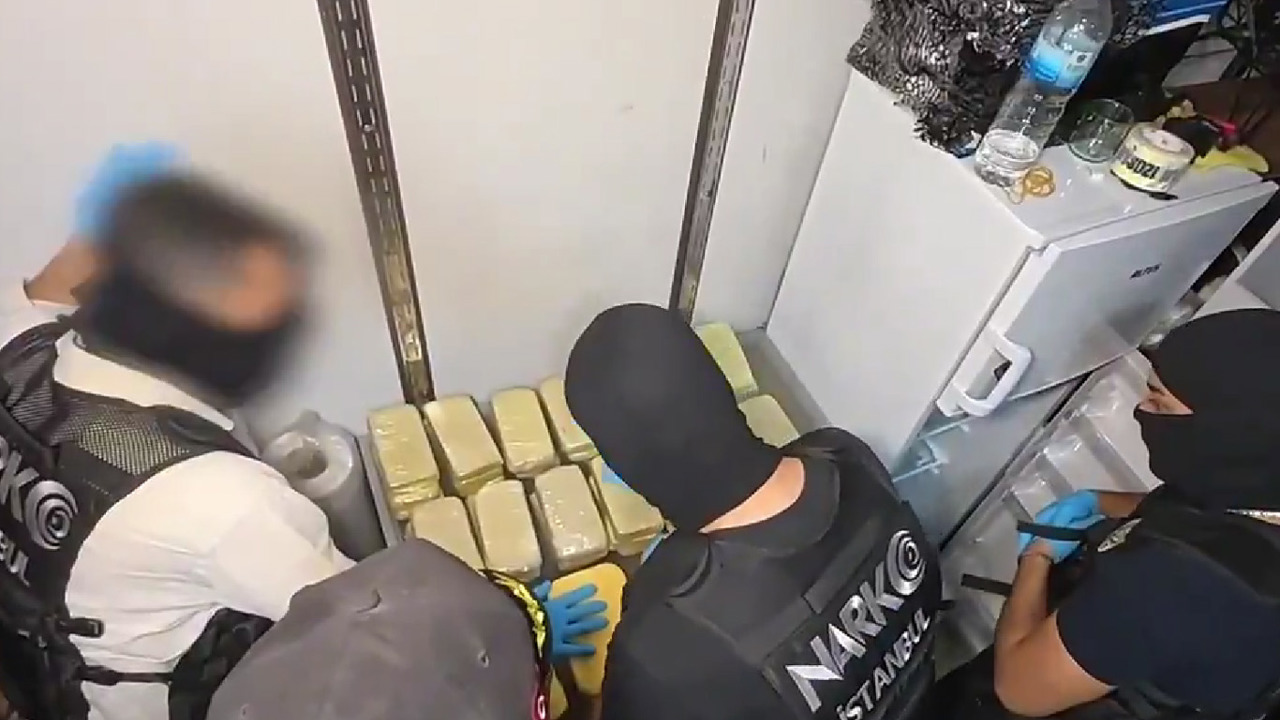 İstanbul Beylikdüzü'nde 62 kilo 900 gram uyuşturucu ele geçirildi