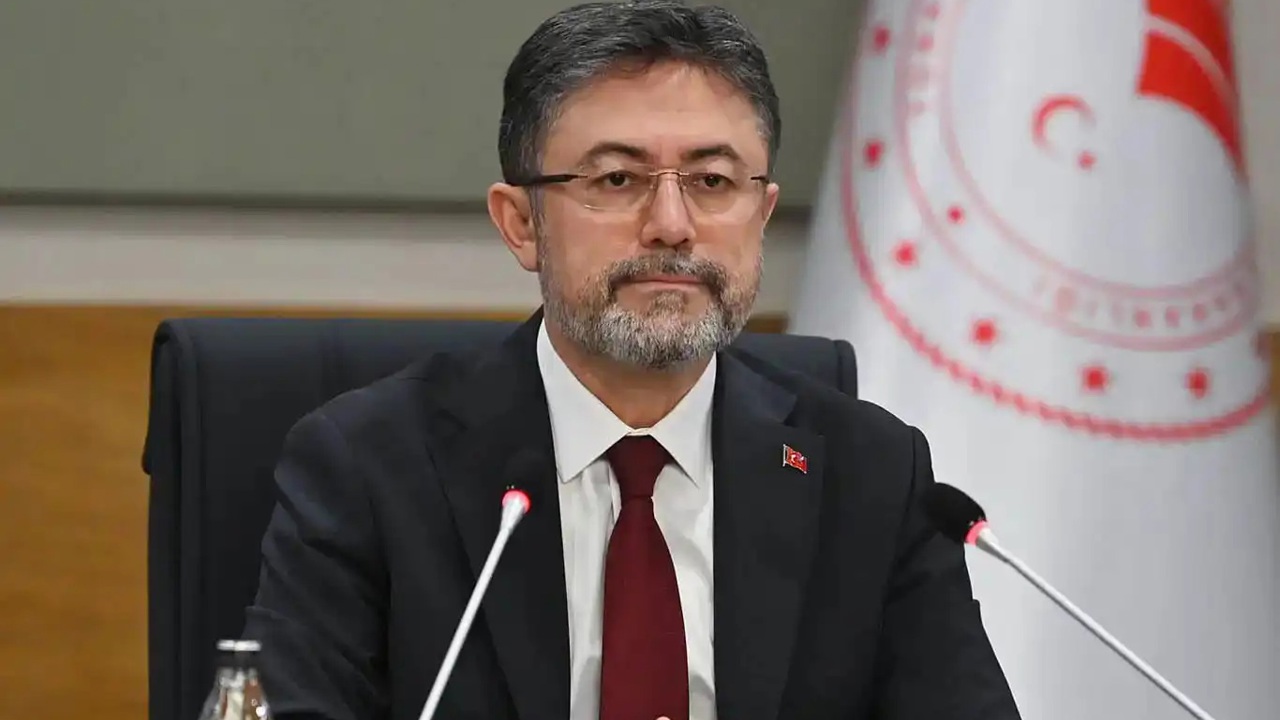 İspanya'daki yangın görevini tamamlayan uçaklar Türkiye’ye döndü