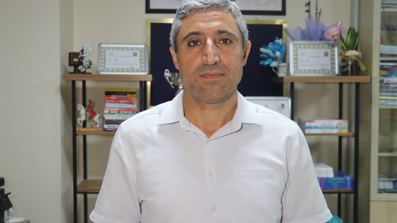 Eğitimci Özçelik: Üniversite tercihlerinde sevebileceğiniz meslekleri tercih edin